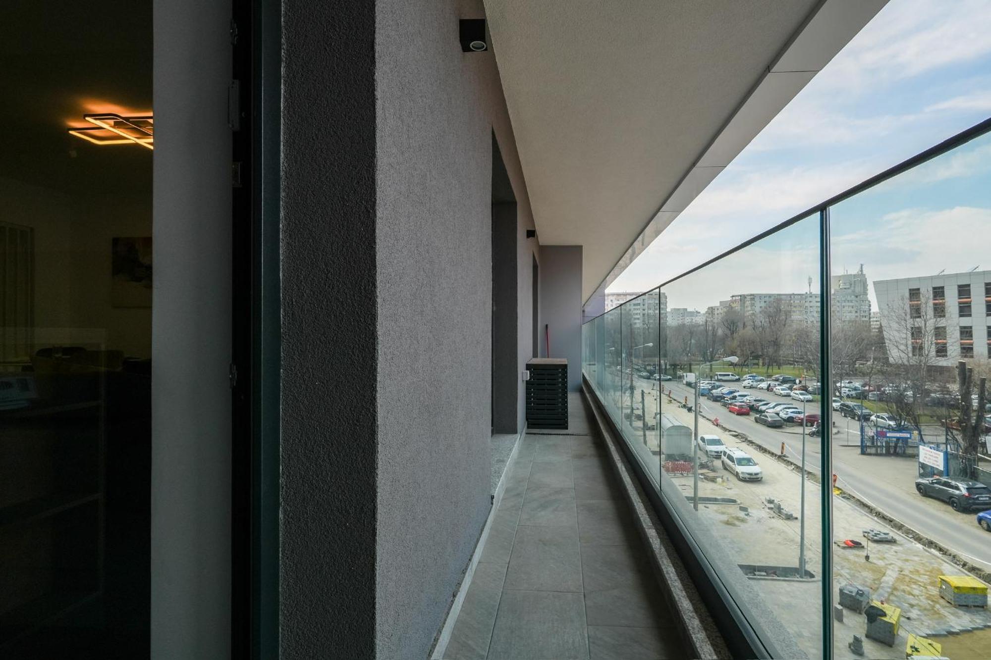 Sandra - Park-View Apt With Balcony & Parking Bucarest Extérieur photo